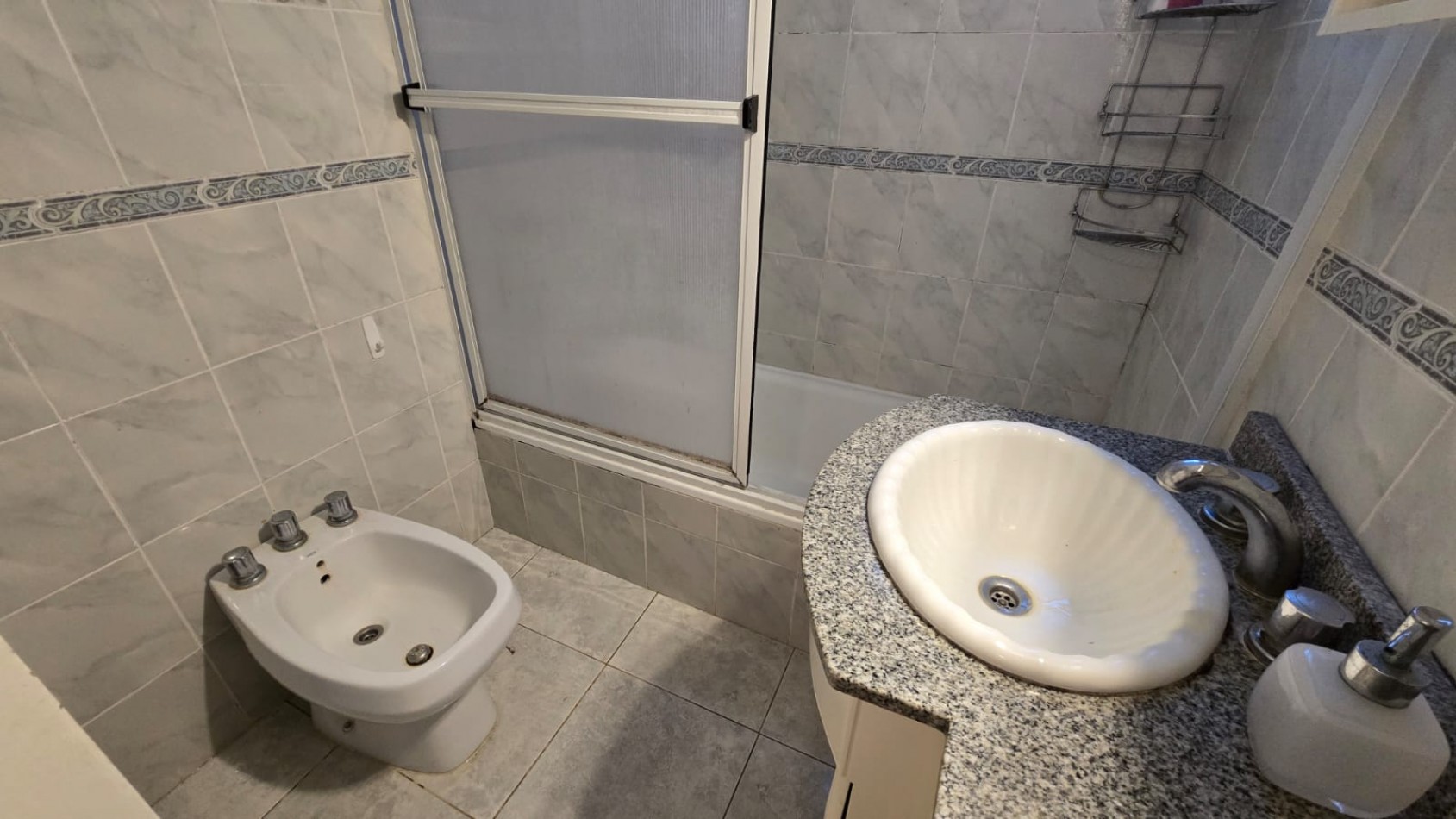 Casa de 4 ambientes en Pinamar