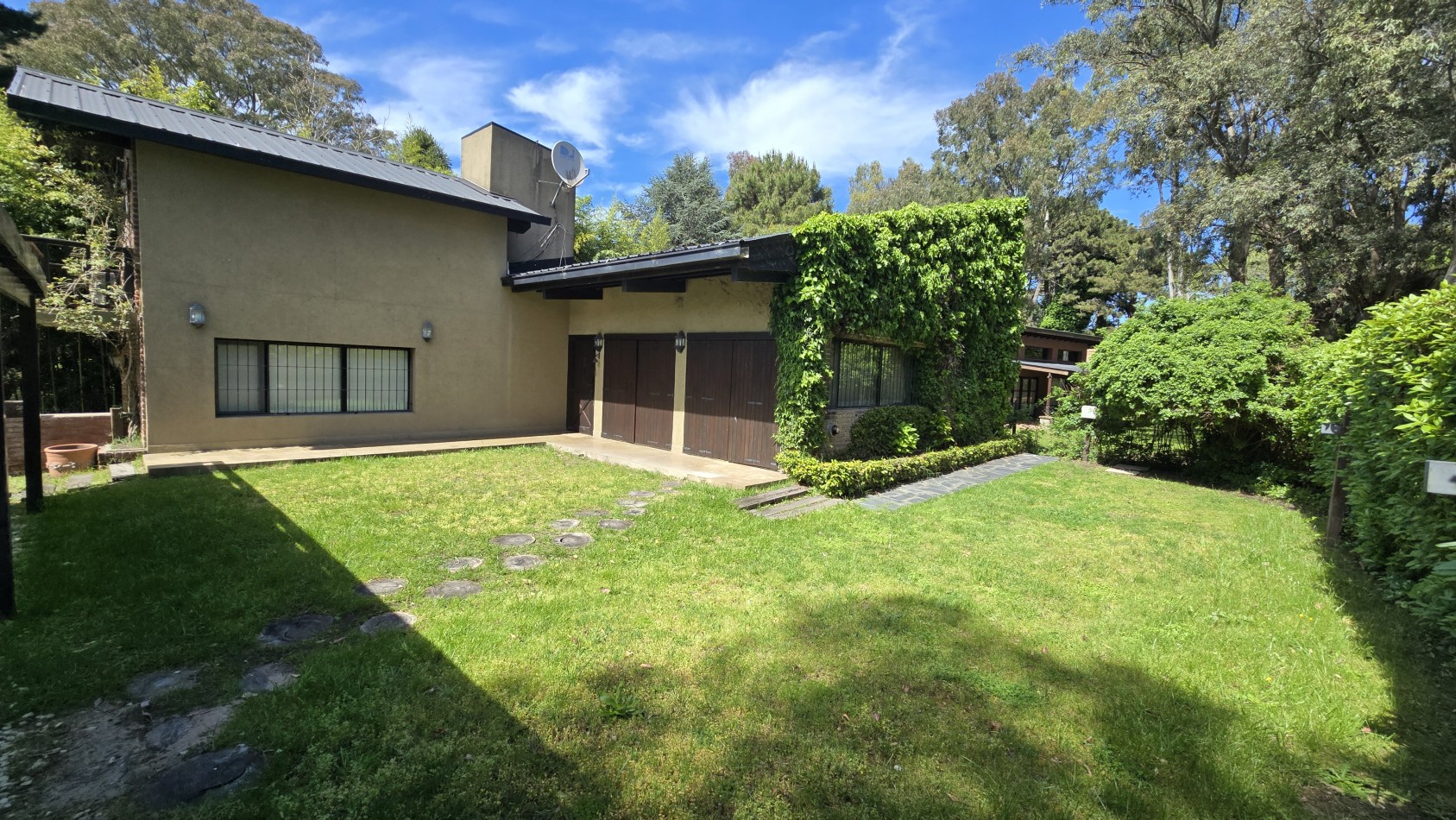 EN VENTA - PINAMAR - CASA 3 DORMITORIOS FINANCIACION