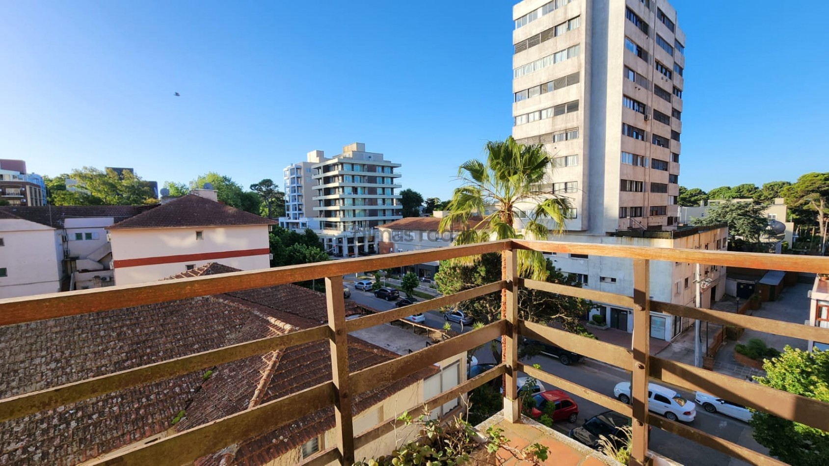 VENTA - Pinamar - Departamento de 3 ambientes Zona Centro
