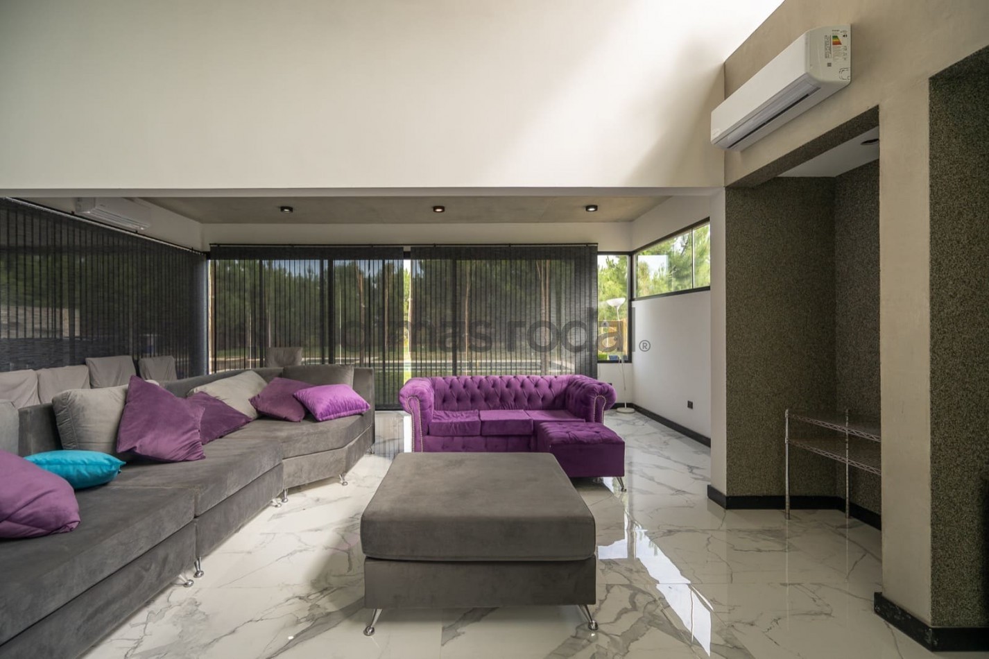 VENTA - PINAMAR - CASA EN LA HERRADURA