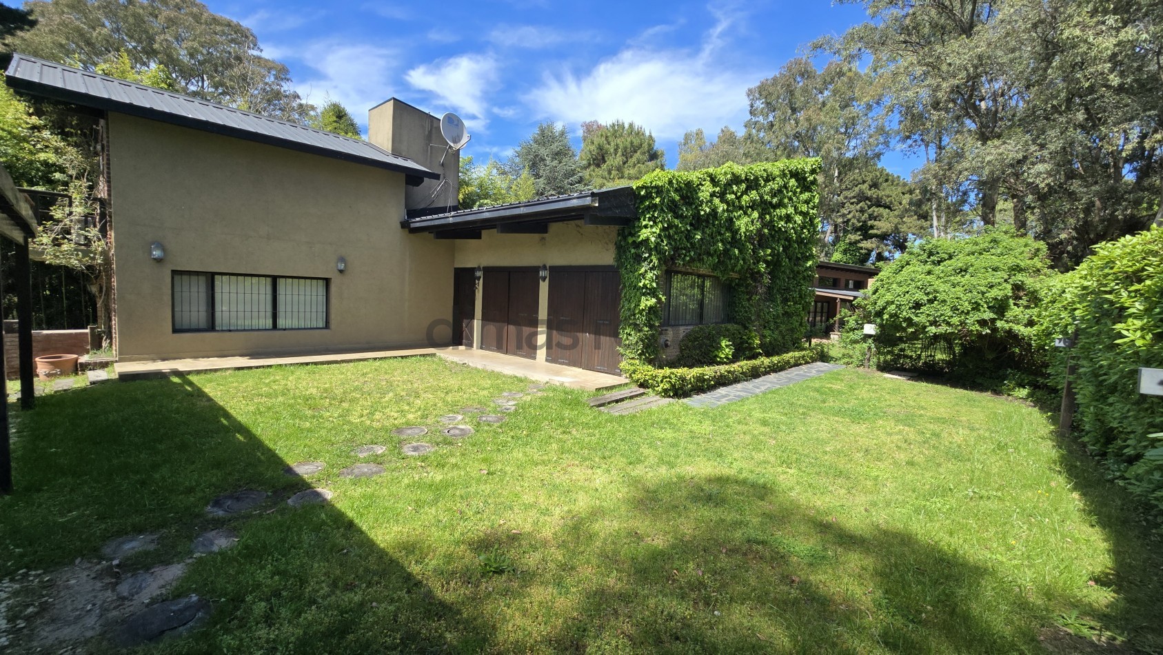 EN VENTA - PINAMAR - CASA 3 DORMITORIOS FINANCIACION