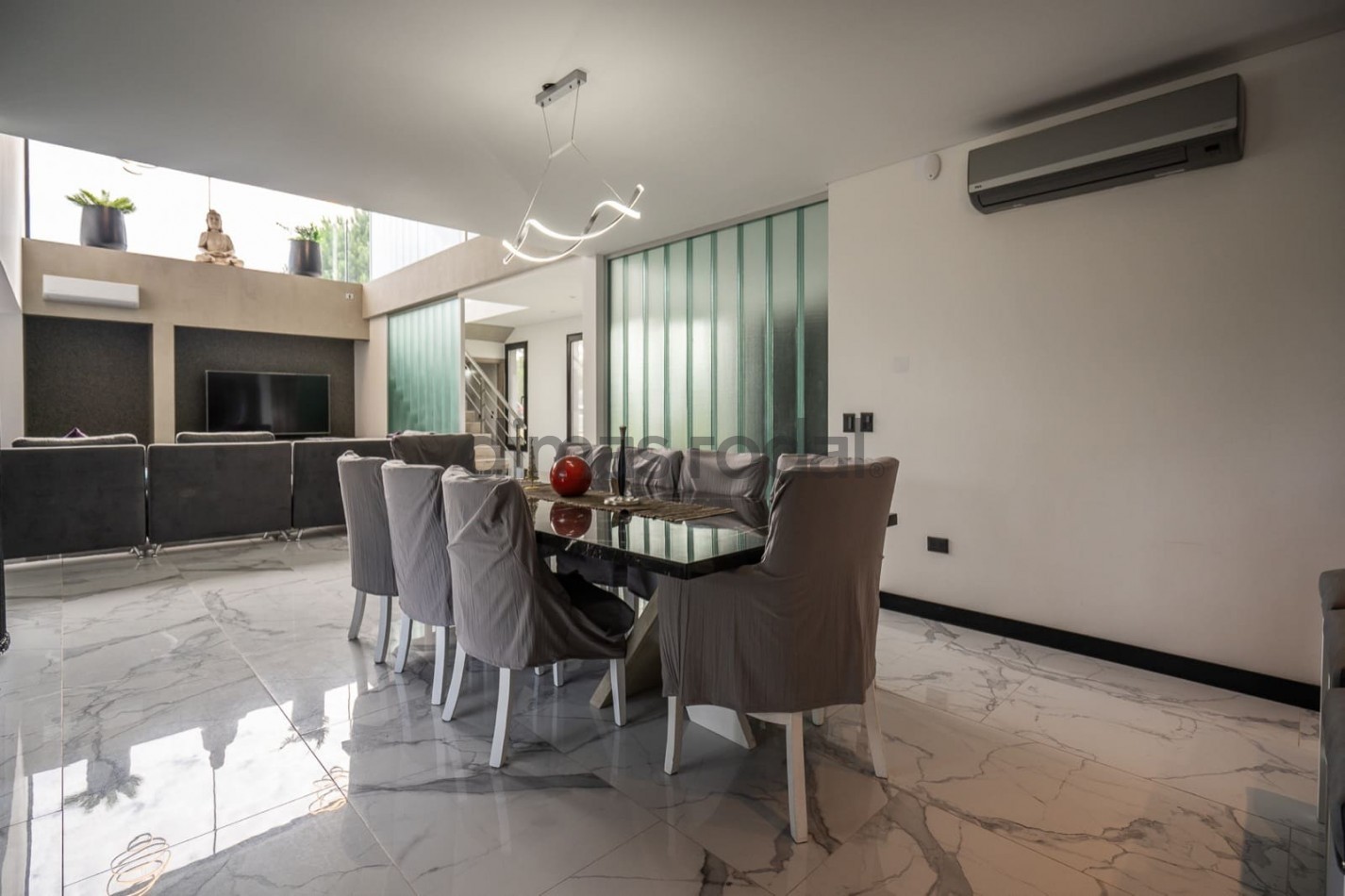VENTA - PINAMAR - CASA EN LA HERRADURA