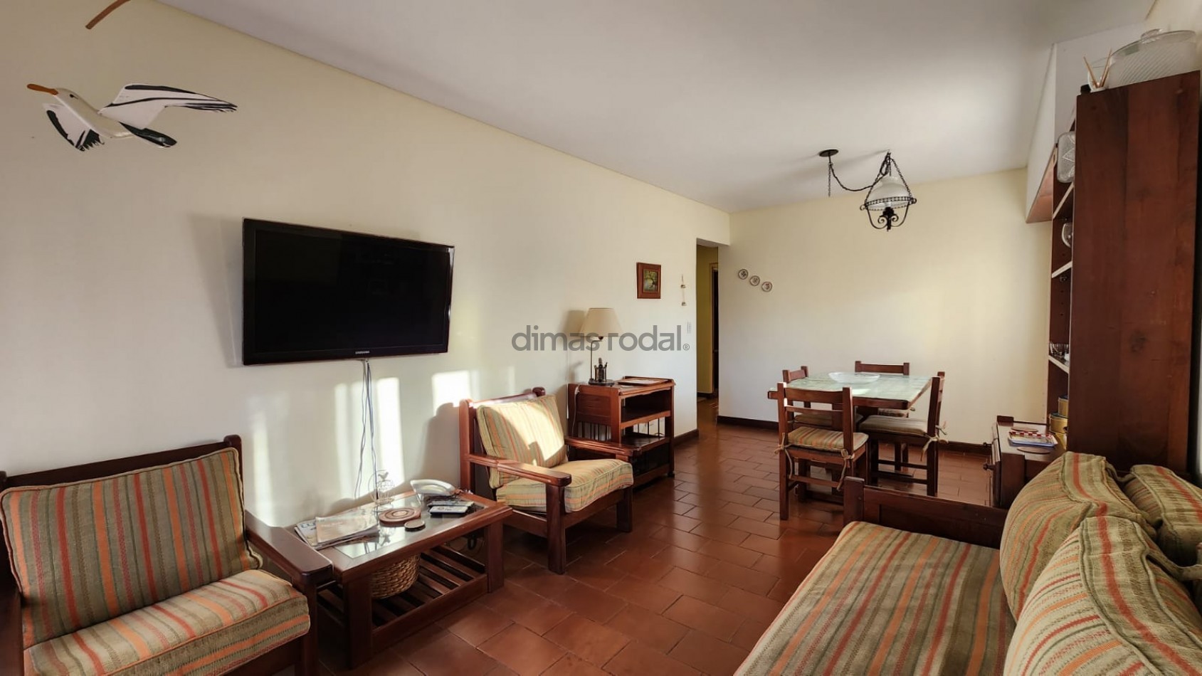 VENTA - Pinamar - Departamento de 3 ambientes Zona Centro