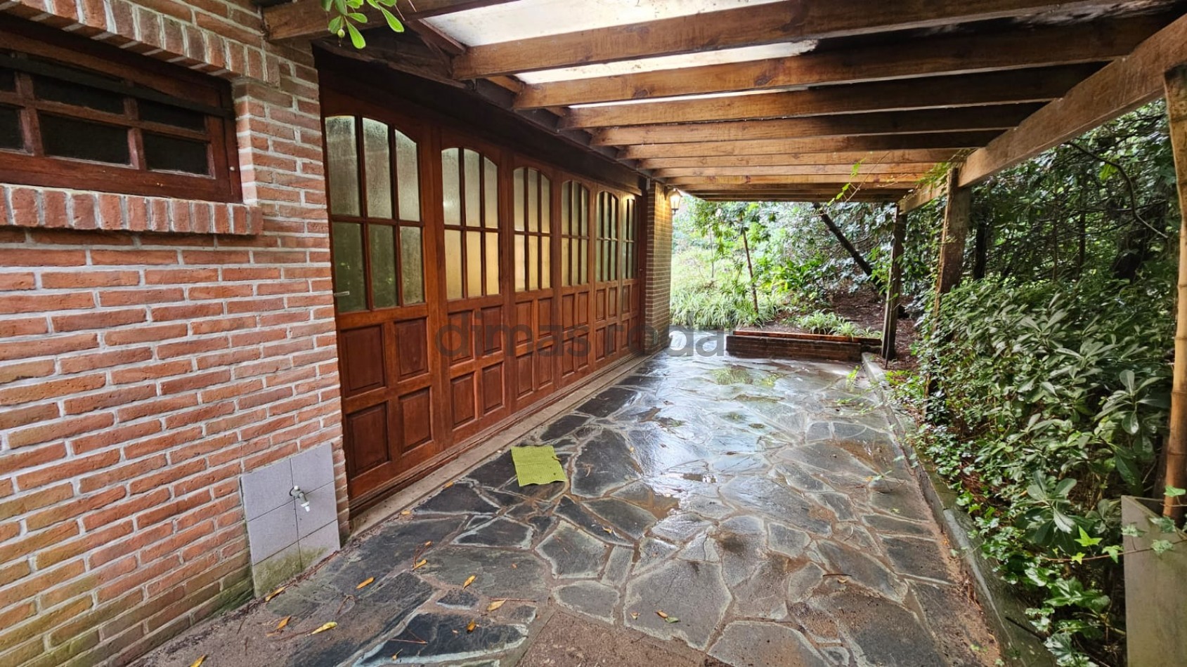 Casa en Venta Pinamar Zona Lasalle